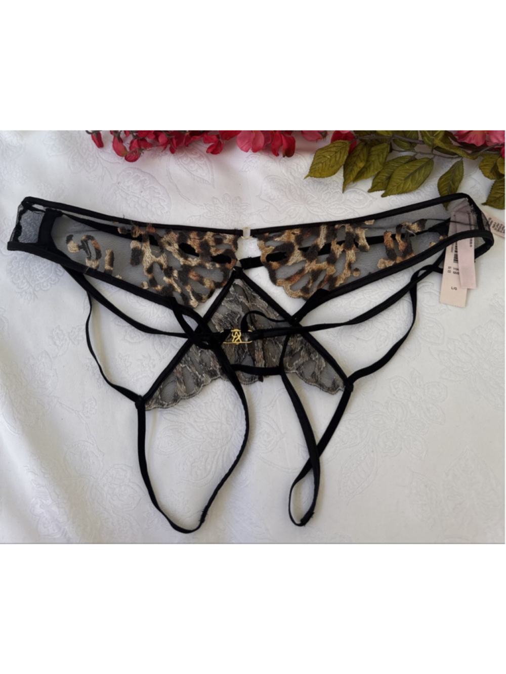 VICTORIA'S SECRET L ANIMAL PRINT STRAPPY CHARM OPEN BOTTOM BRAZILIAN PANTIES NWT